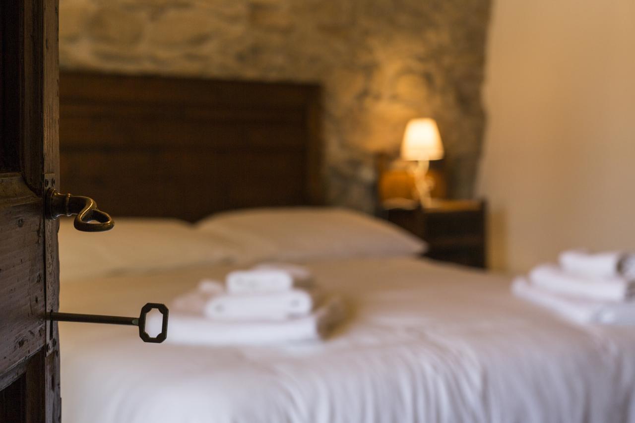 Cortis Antigas Bed and Breakfast Gesturi Buitenkant foto